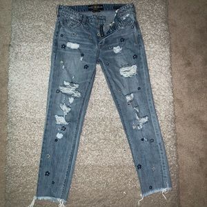 Lucy brand jeans~ sienna slim boyfriend style